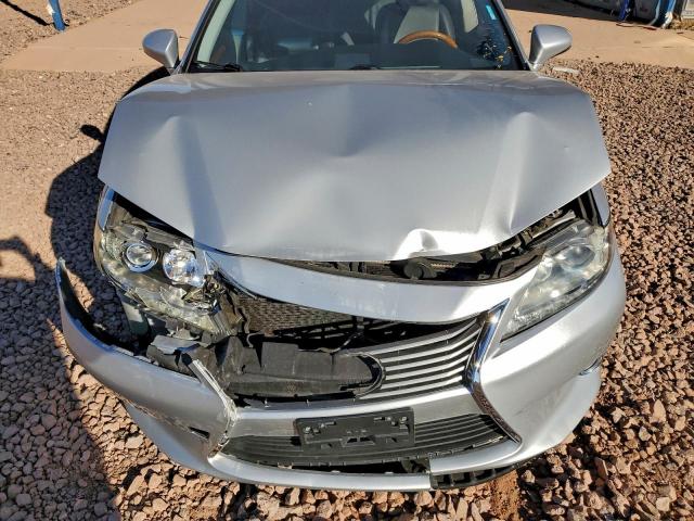 Lexus Es 300h Image 5