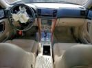 Subaru Legacy Outback 2.5i Image 7