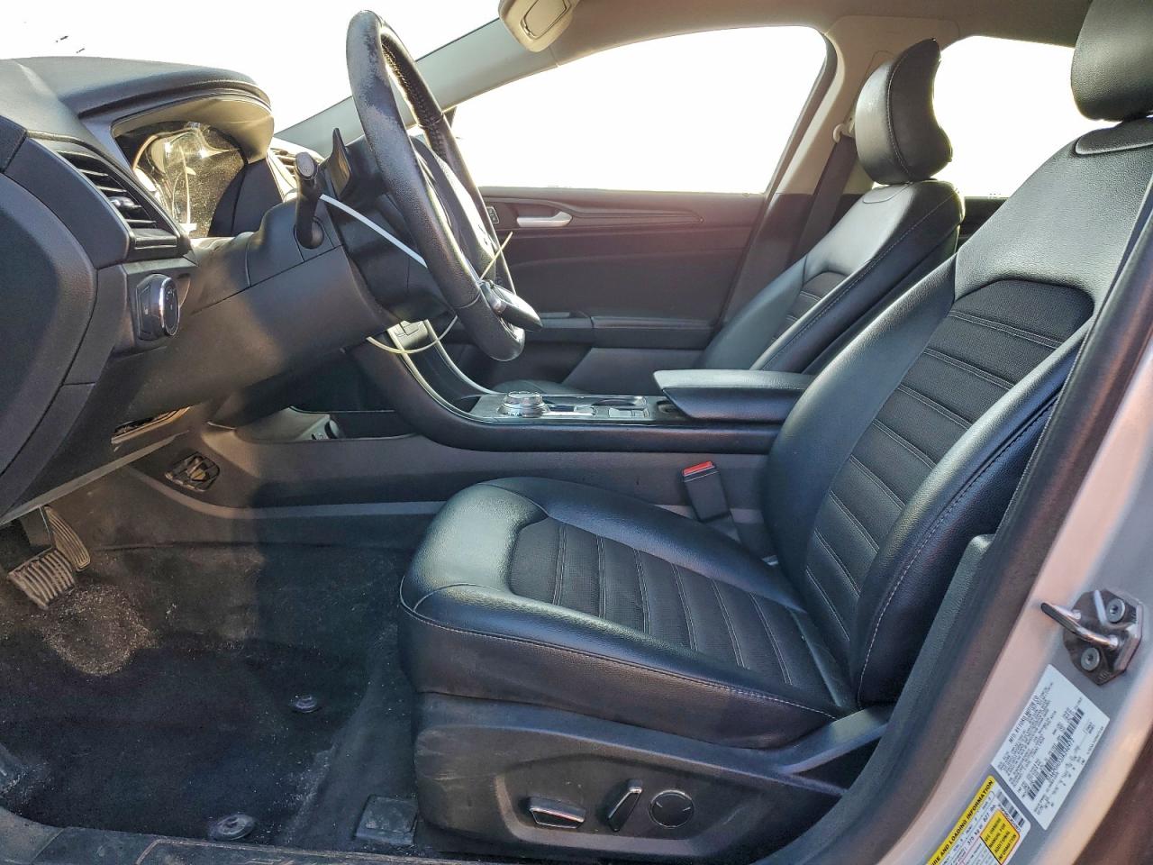 Ford Fusion Se Image 7