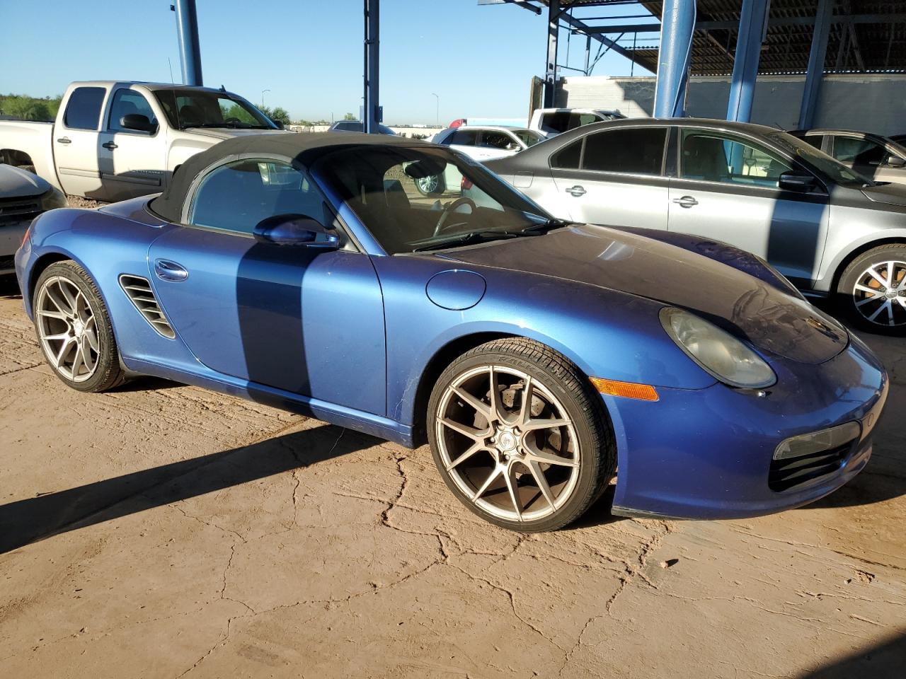 Porsche Boxster Image 9