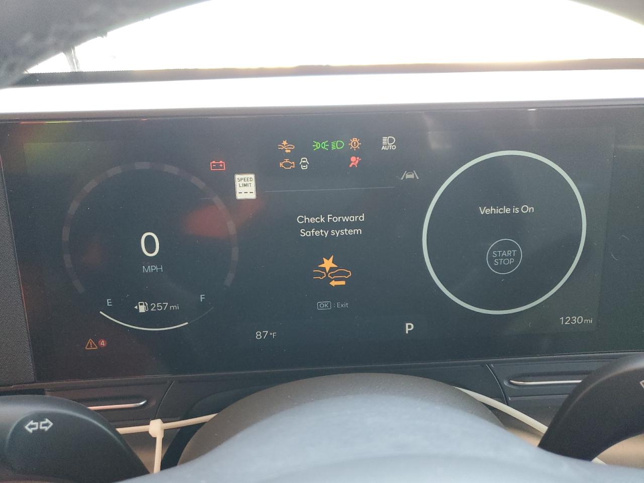 Hyundai KONA Limited Image 13