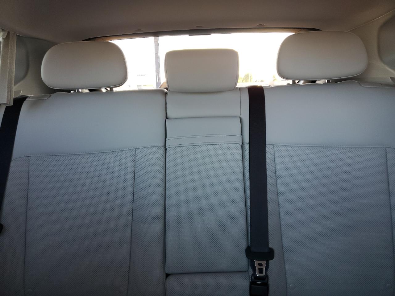 Hyundai KONA Limited Image 8