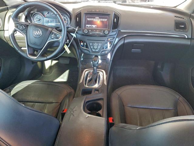 Buick Regal Sport Touring Image 9