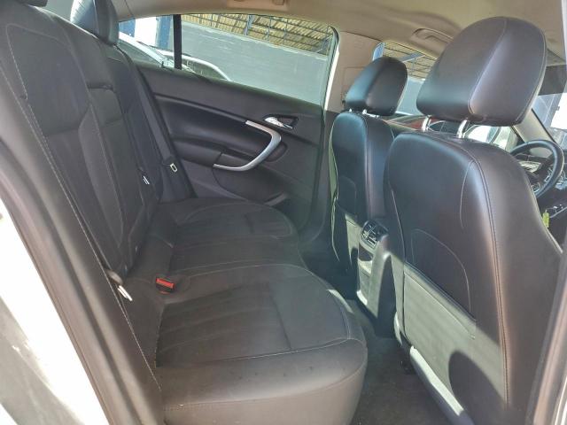 Buick Regal Sport Touring Image 7