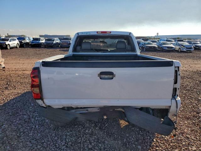 Chevrolet Silverado C1500 Image 6