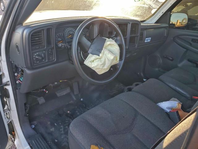 Chevrolet Silverado C1500 Image 10