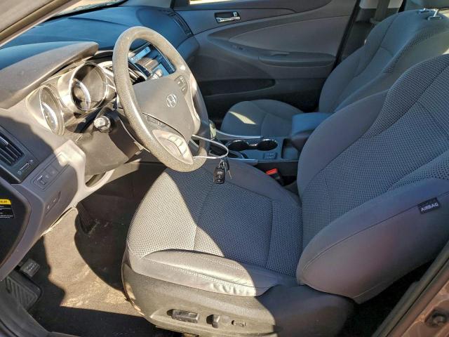 Hyundai SONATA Gls Image 6