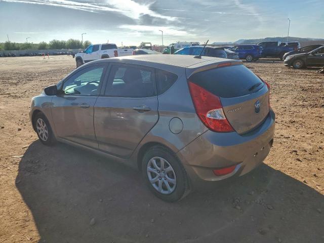 Hyundai ACCENT Gls Image 9