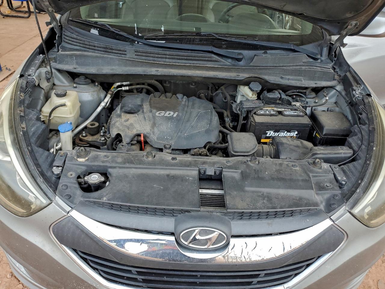 Hyundai TUCSON Limited Image 12