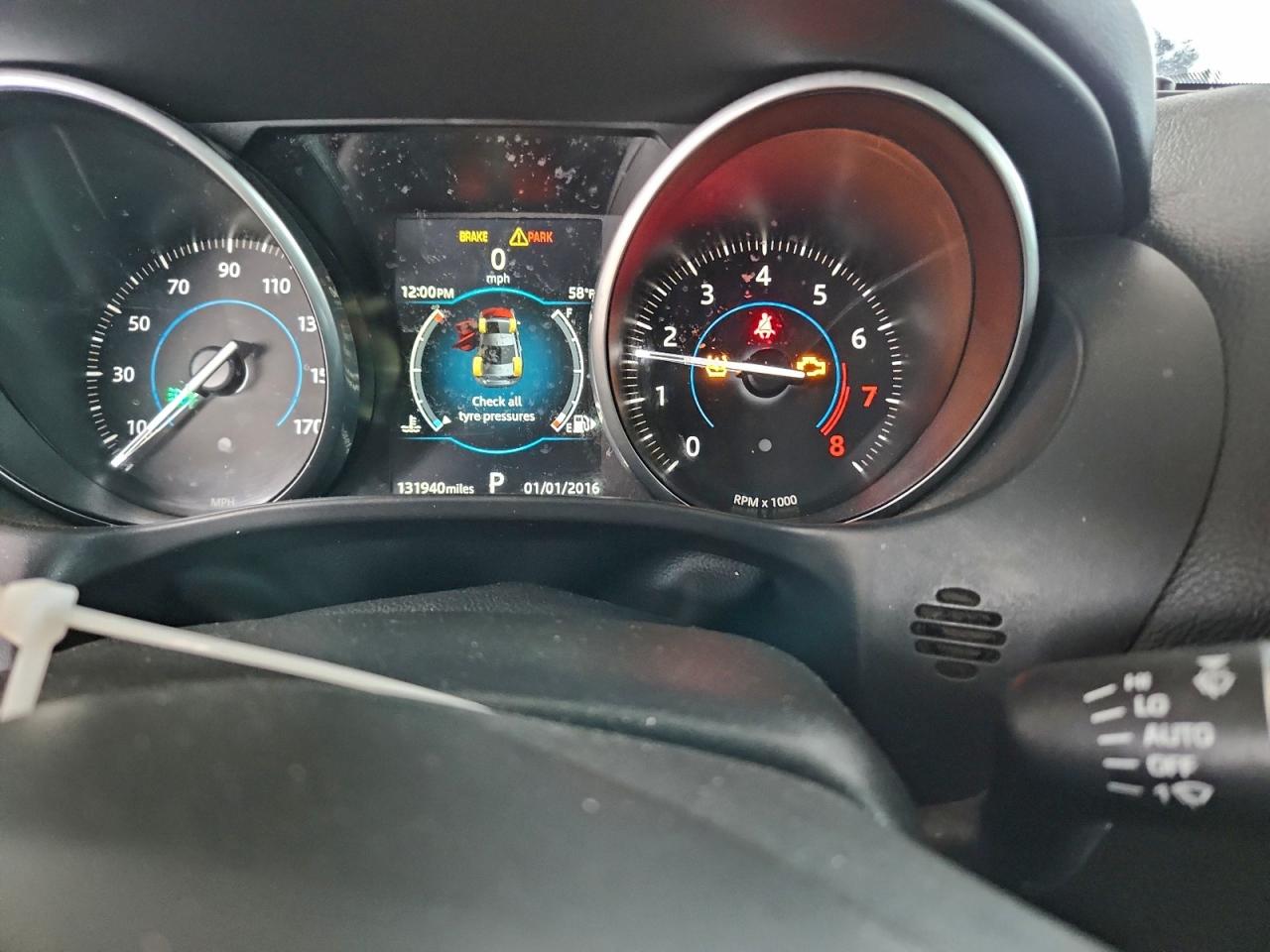 Jaguar XE Premium Image 7