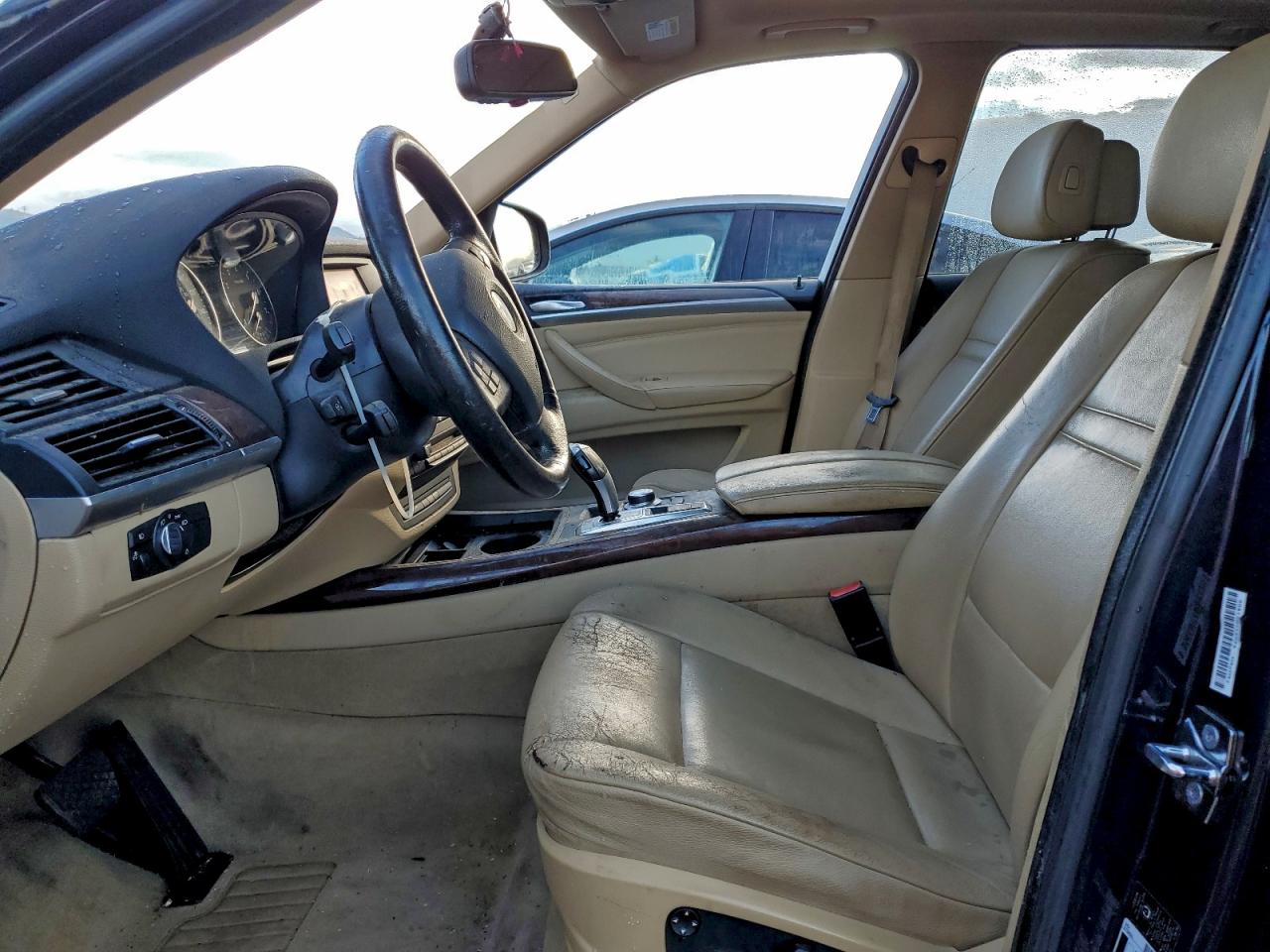 BMW X Series Xdrive30i Image 2