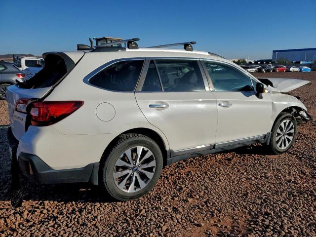 Subaru Outback Touring Image 2