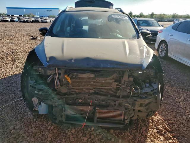 Ford Escape Titanium Image 13