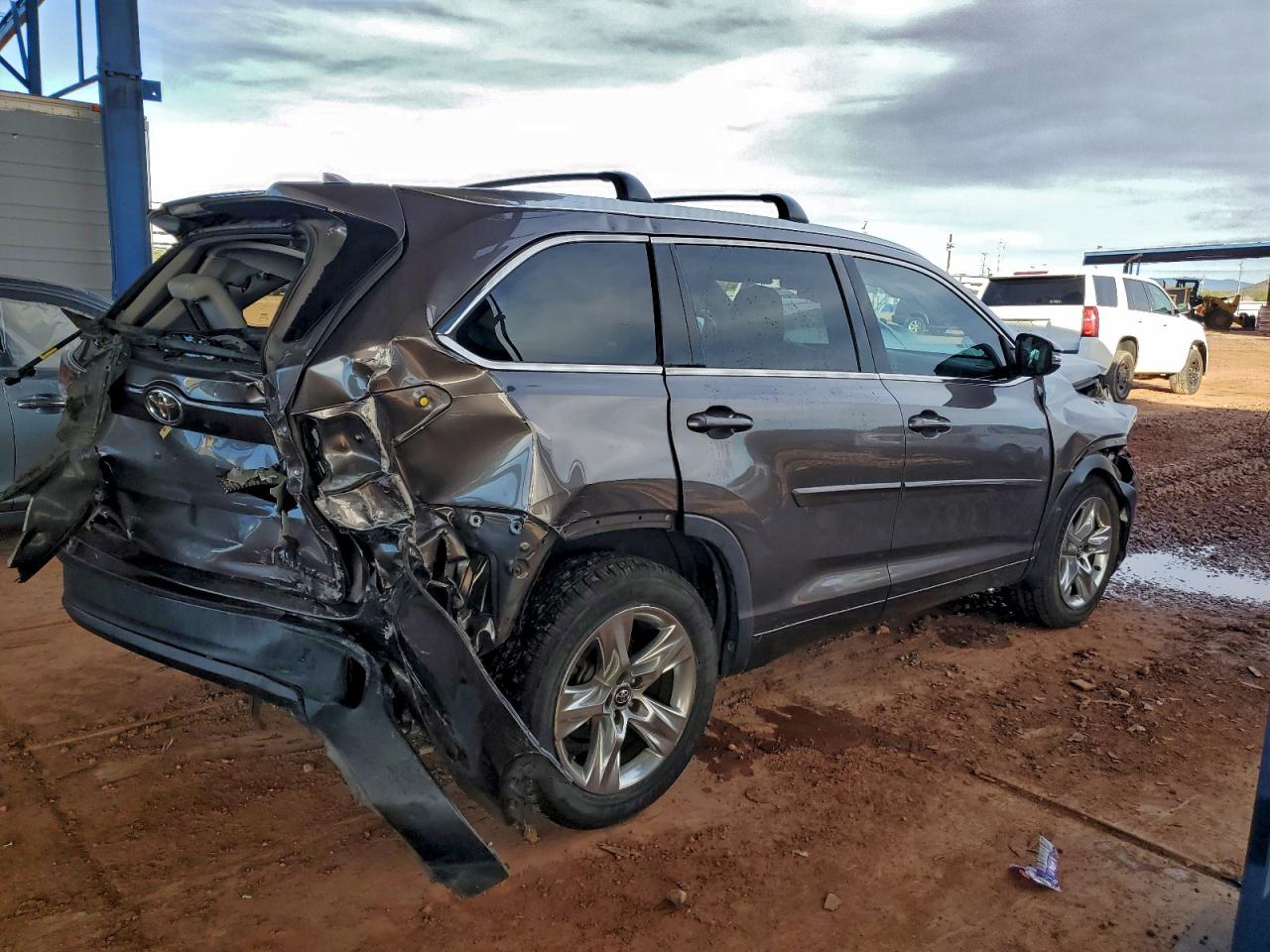 Toyota Highlander Limited Image 2