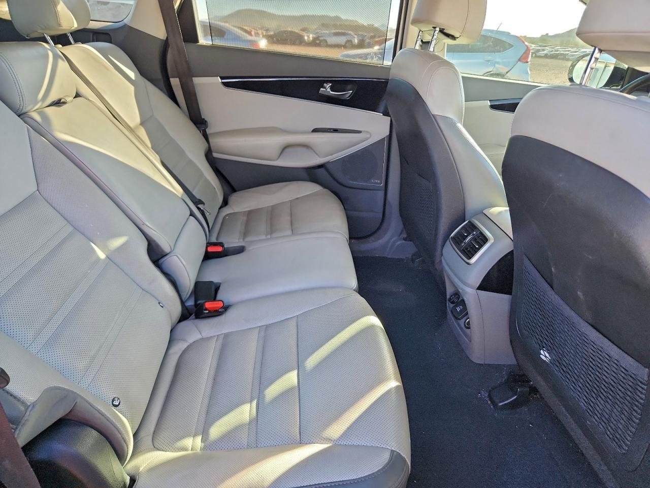 Kia Sorento Sx Image 11