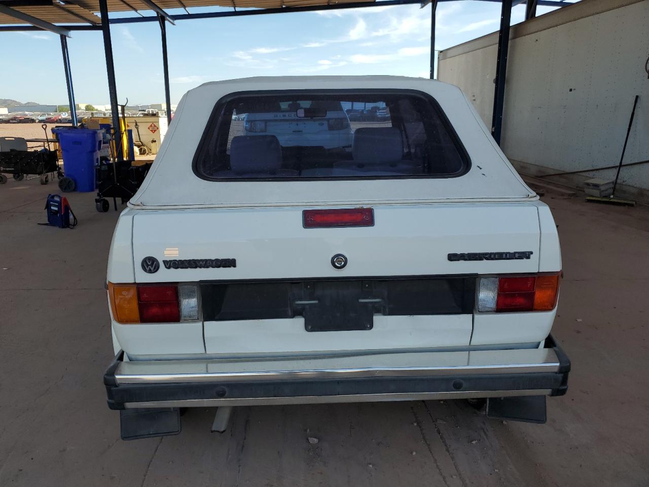 Volkswagen Cabrio Image 12