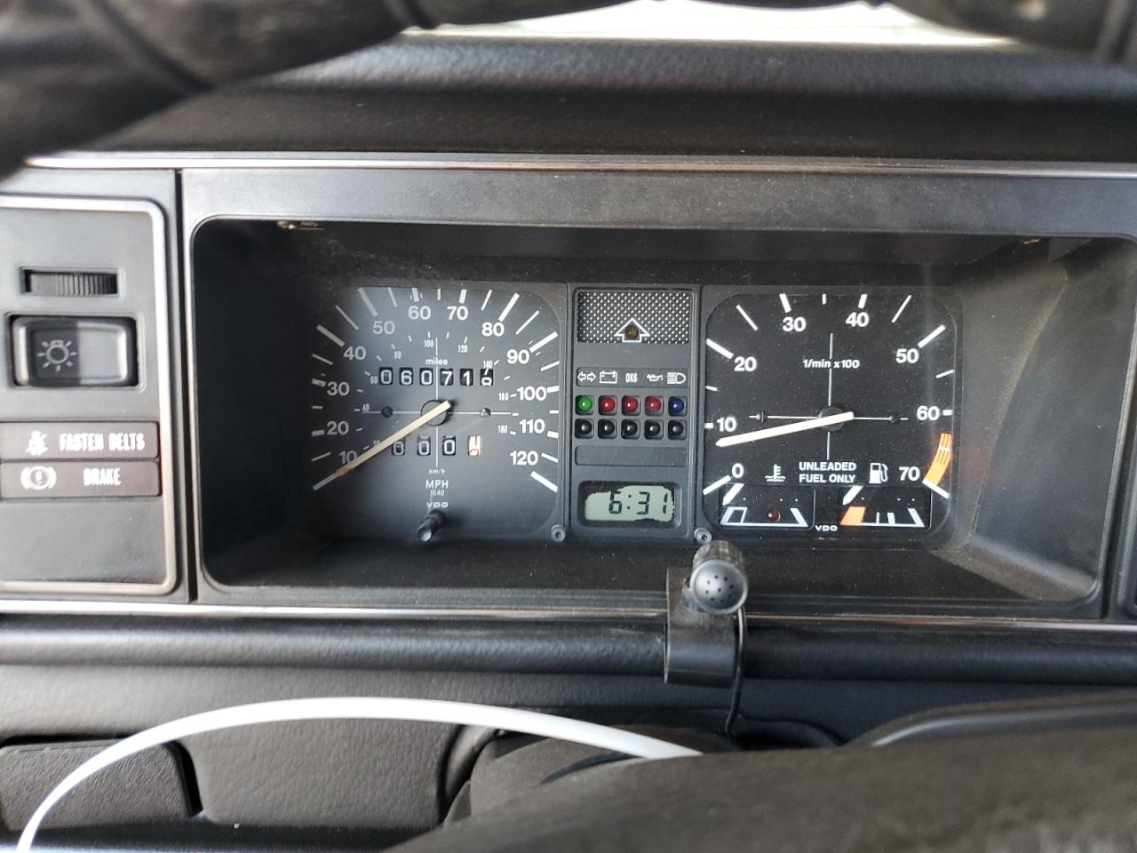 Volkswagen Cabrio Image 6