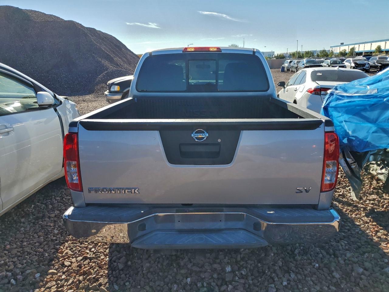 Nissan Frontier S Image 10