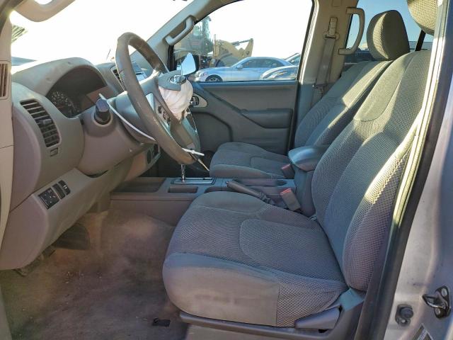 Nissan Frontier S Image 3