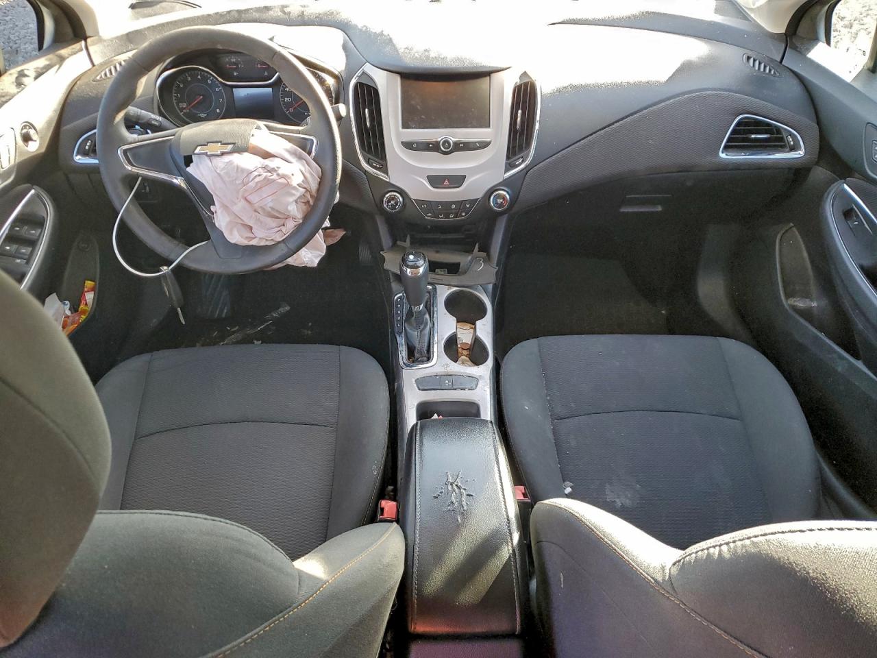 Chevrolet Cruze Ls Image 8