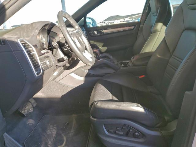 Porsche Cayenne E Hybrid Coupe Image 7