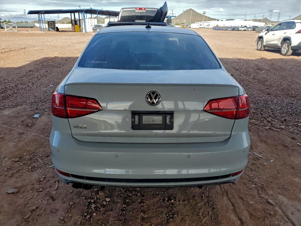 Volkswagen Jetta Gli Image 8