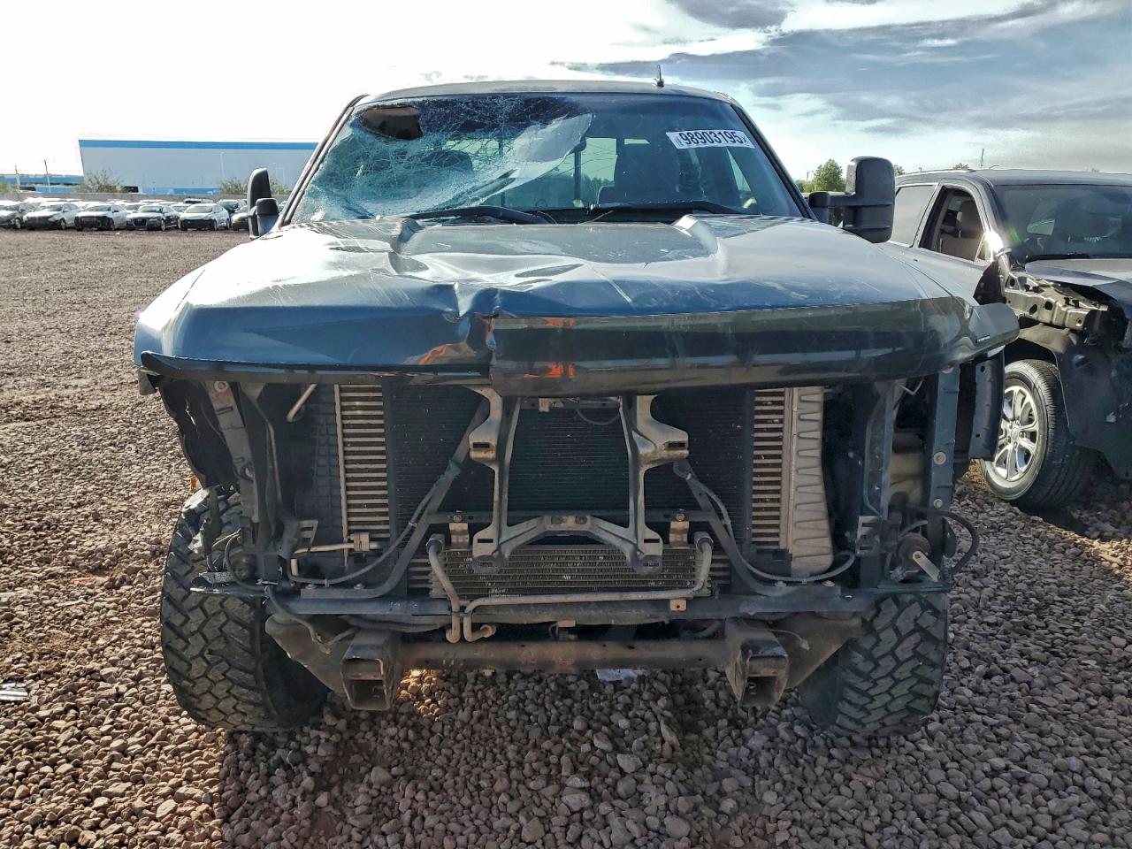 Chevrolet Silverado K2500 Heavy Duty Lt Image 2