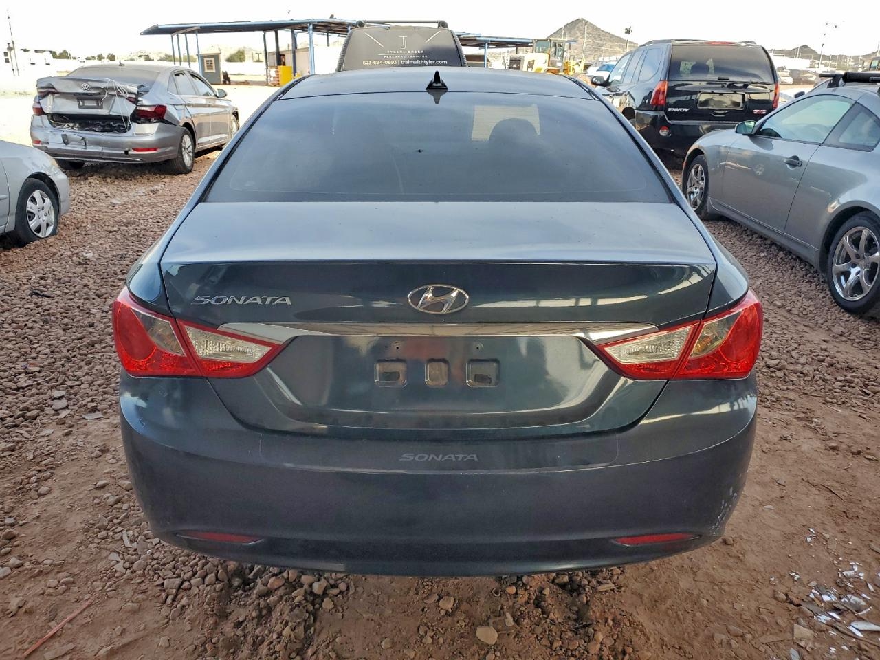 Hyundai SONATA Gls Image 2