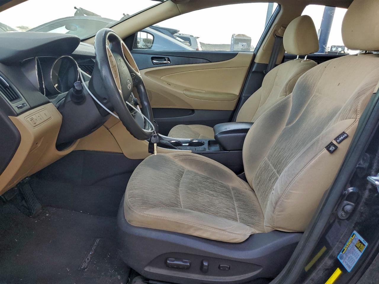 Hyundai SONATA Gls Image 5