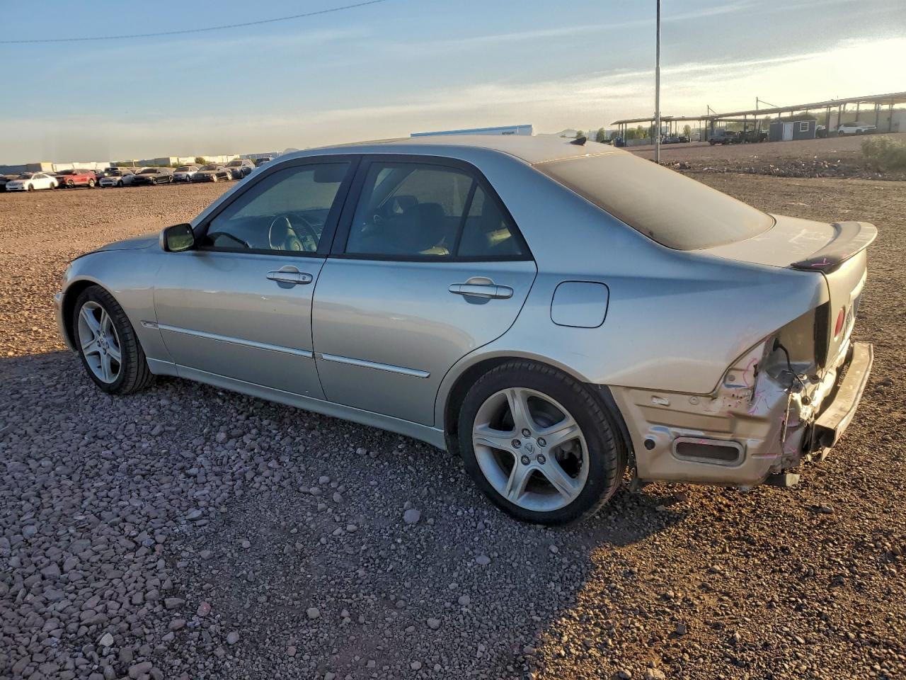 Lexus Is 300 Image 2