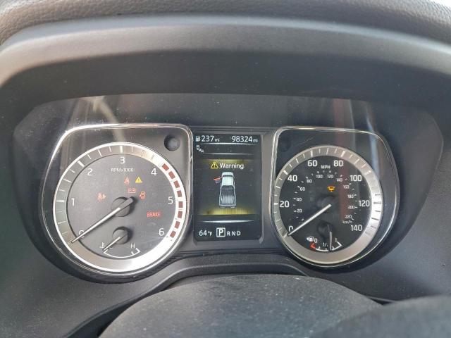 Nissan Titan Sl Image 11