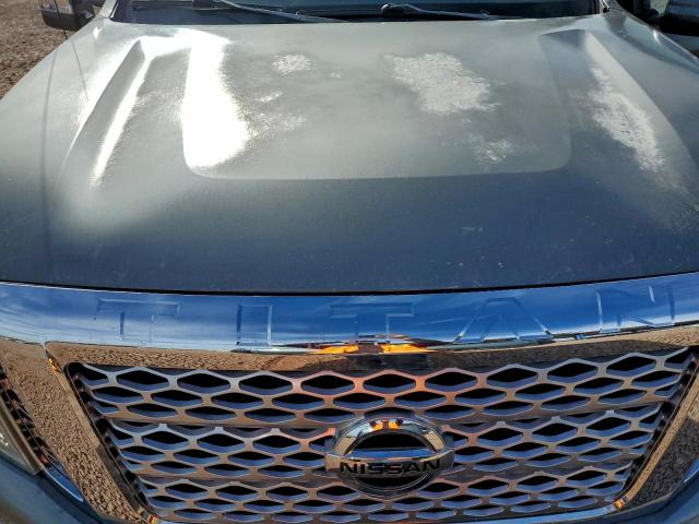 Nissan Titan Sl Image 7