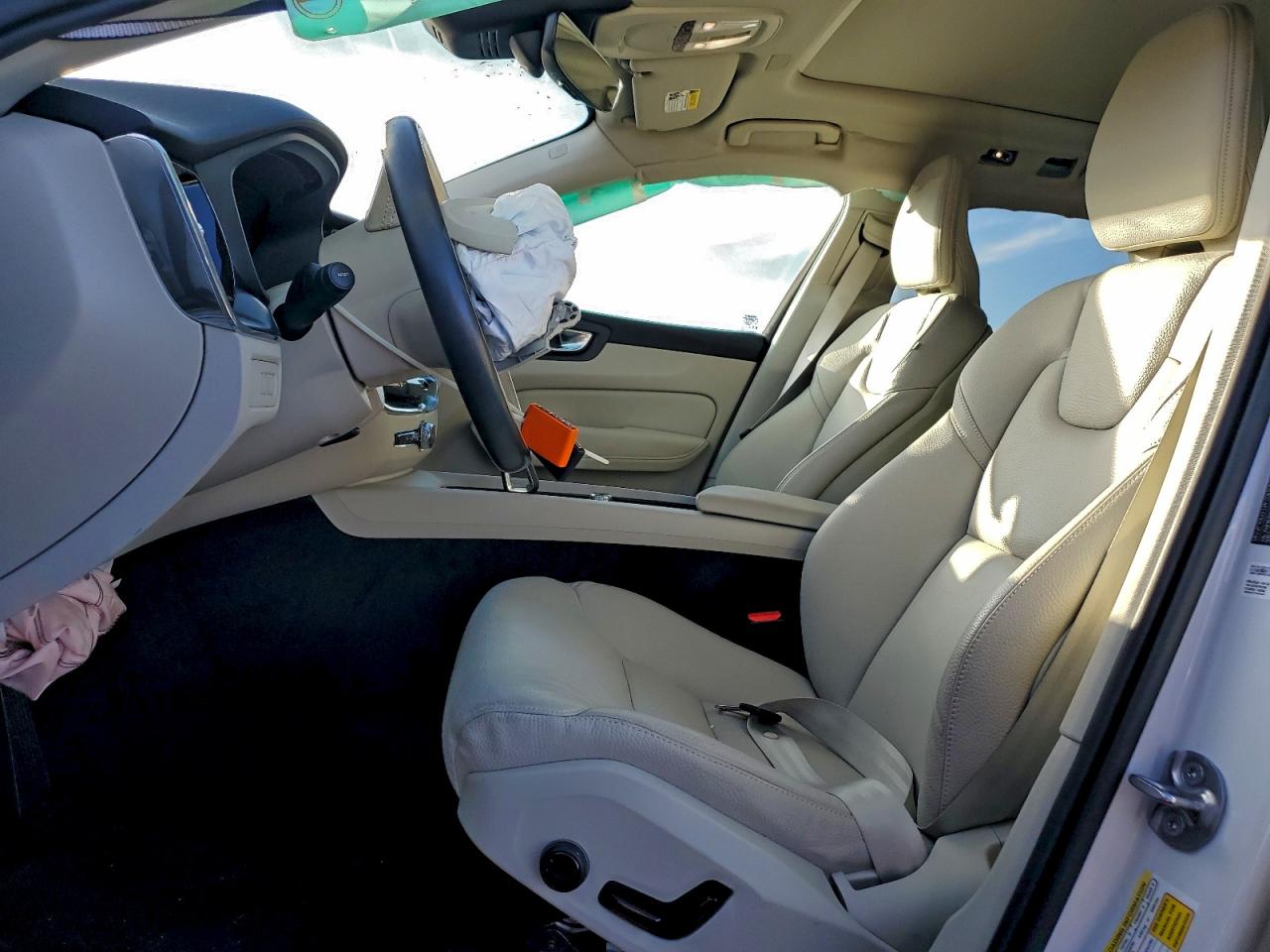 Volvo Xc60 Plus Plus Image 9