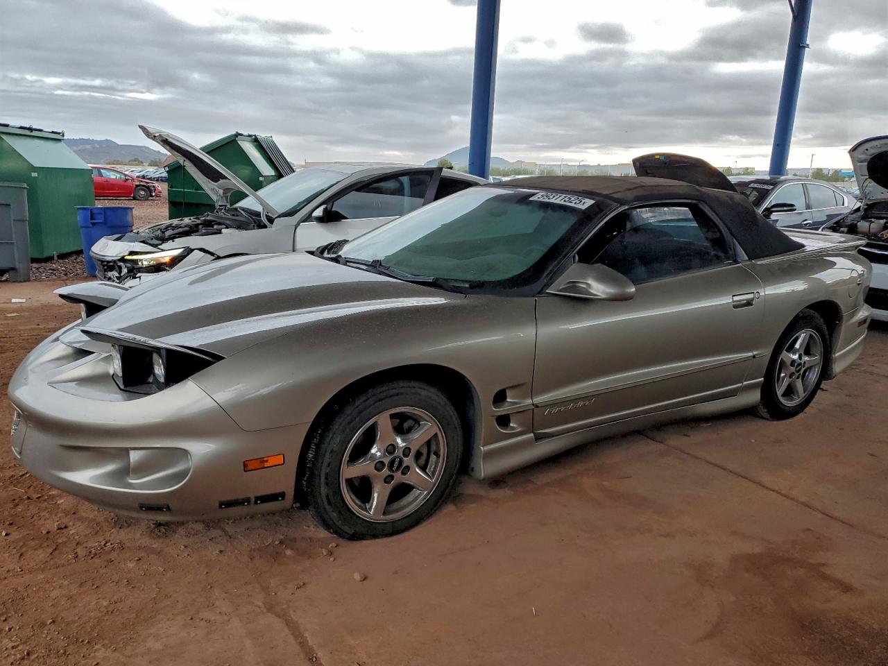 Pontiac Firebird Image 1