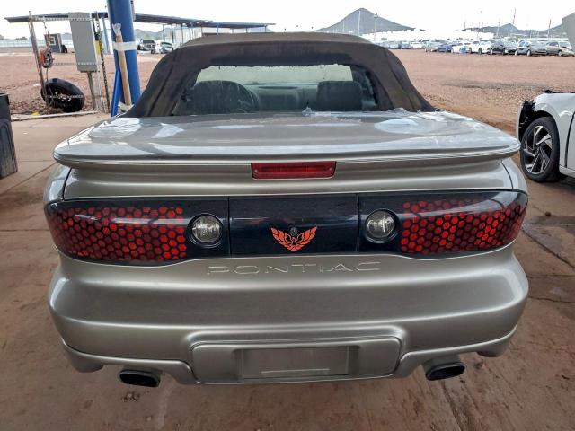 Pontiac Firebird Image 6