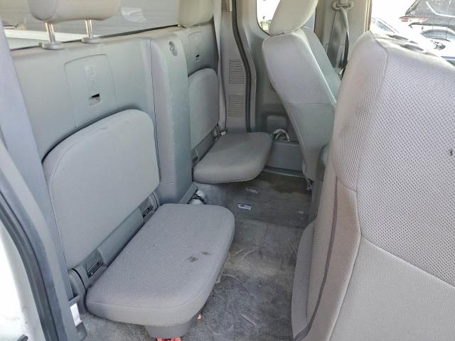 Nissan Frontier S Image 6