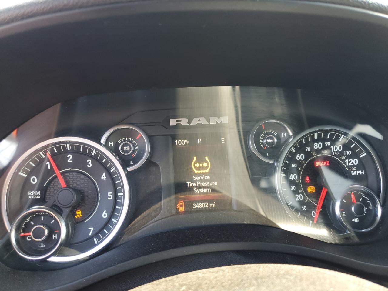 Ram 2500 Tradesman Image 10