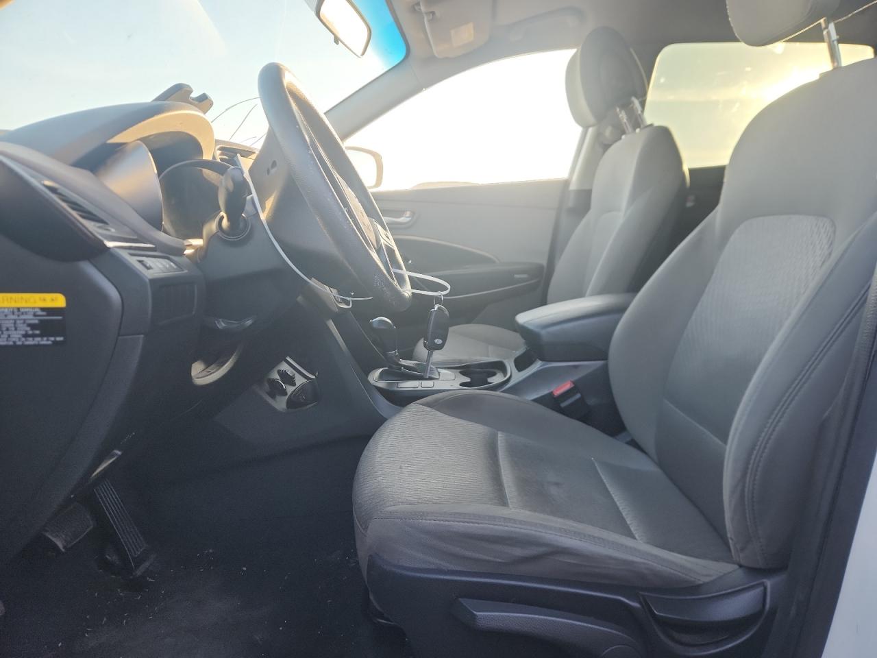 Hyundai SANTA FE Image 11