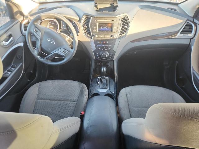 Hyundai SANTA FE Image 2