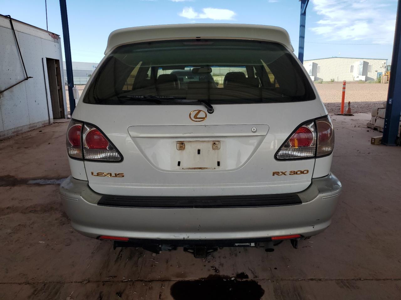 Lexus RX 300 Image 5