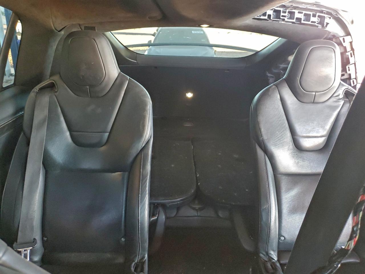 Tesla Model X Image 9