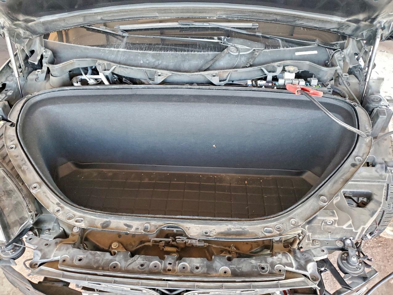 Tesla Model X Image 11