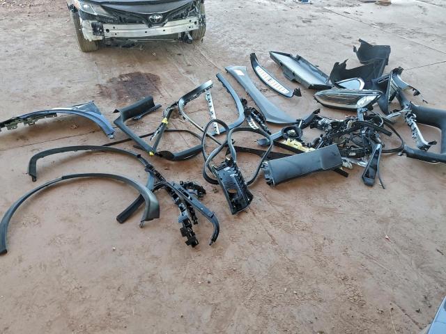 Tesla Model X Image 14