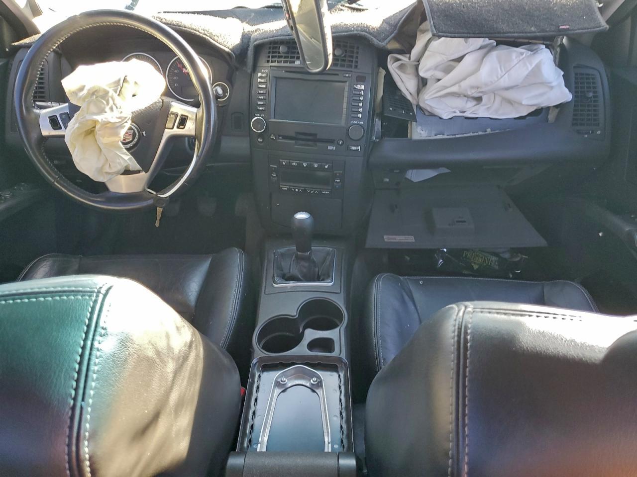 Cadillac CTS Image 10