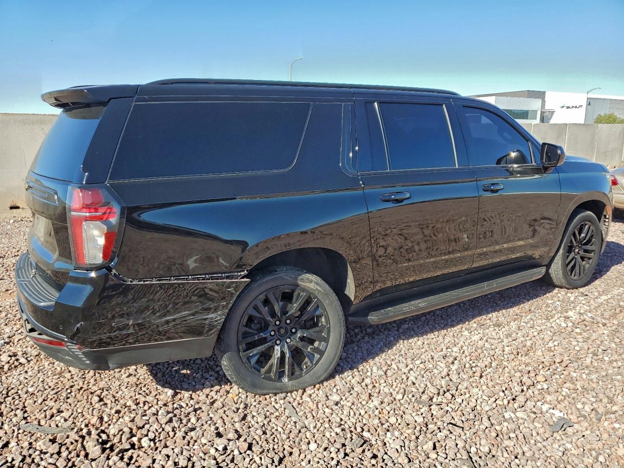 Chevrolet Suburban C1500 Lt Image 5