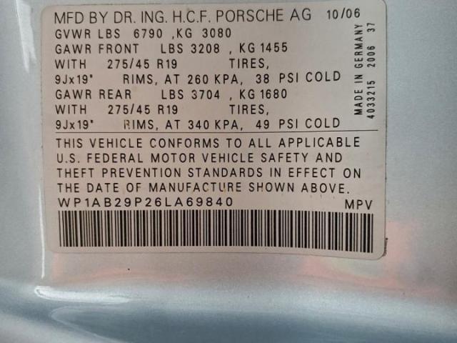 Porsche Cayenne S Image 8