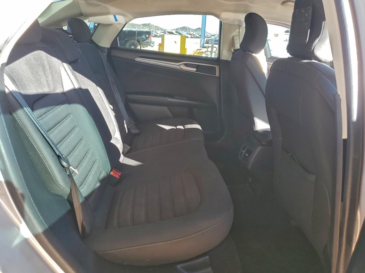 Ford Fusion Se Hybrid Image 8