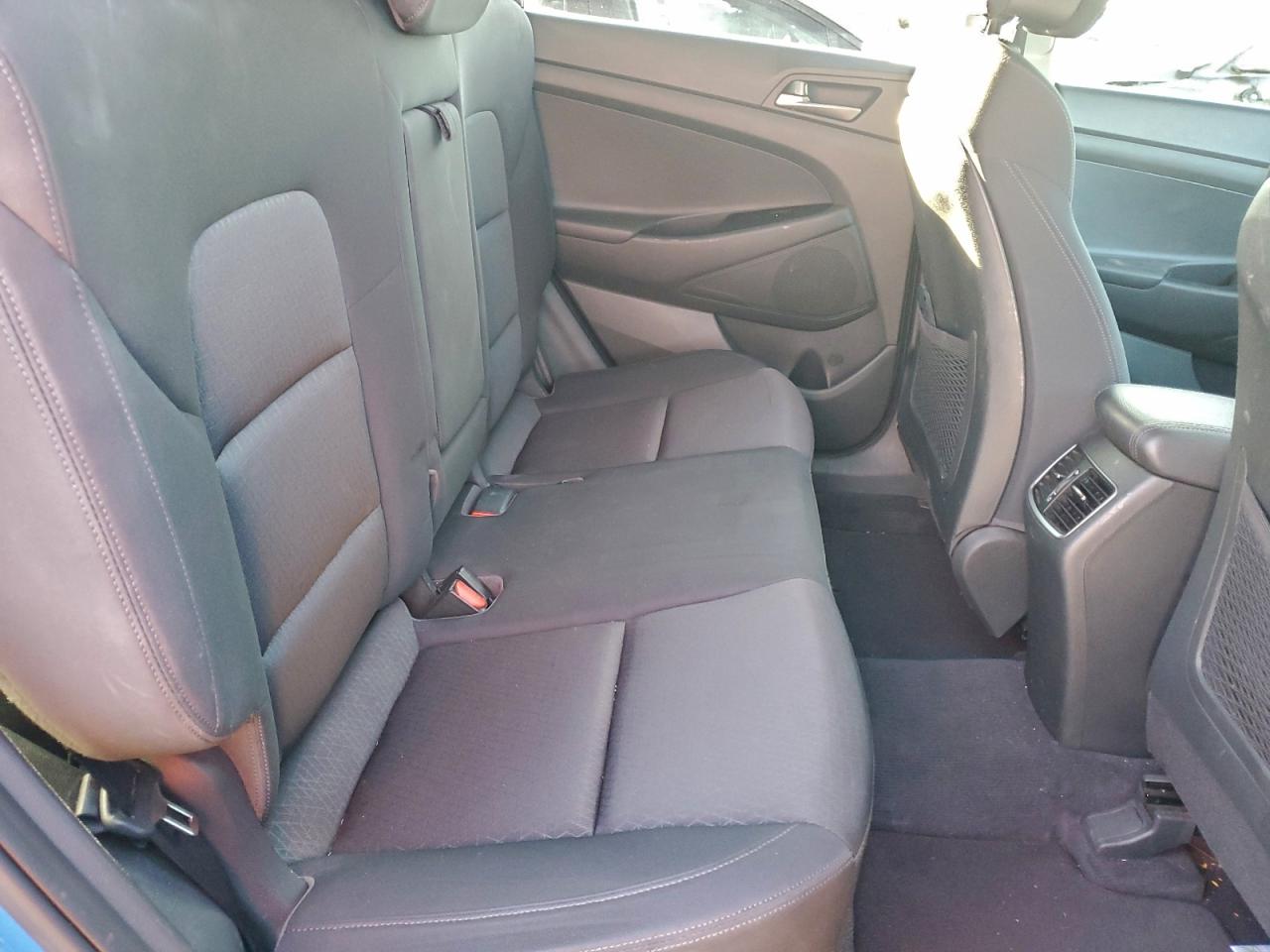 Hyundai TUCSON Limited Image 6