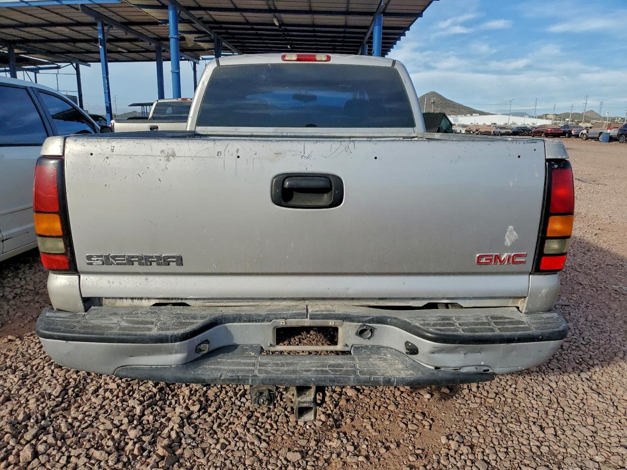 GMC Sierra K1500 Image 3