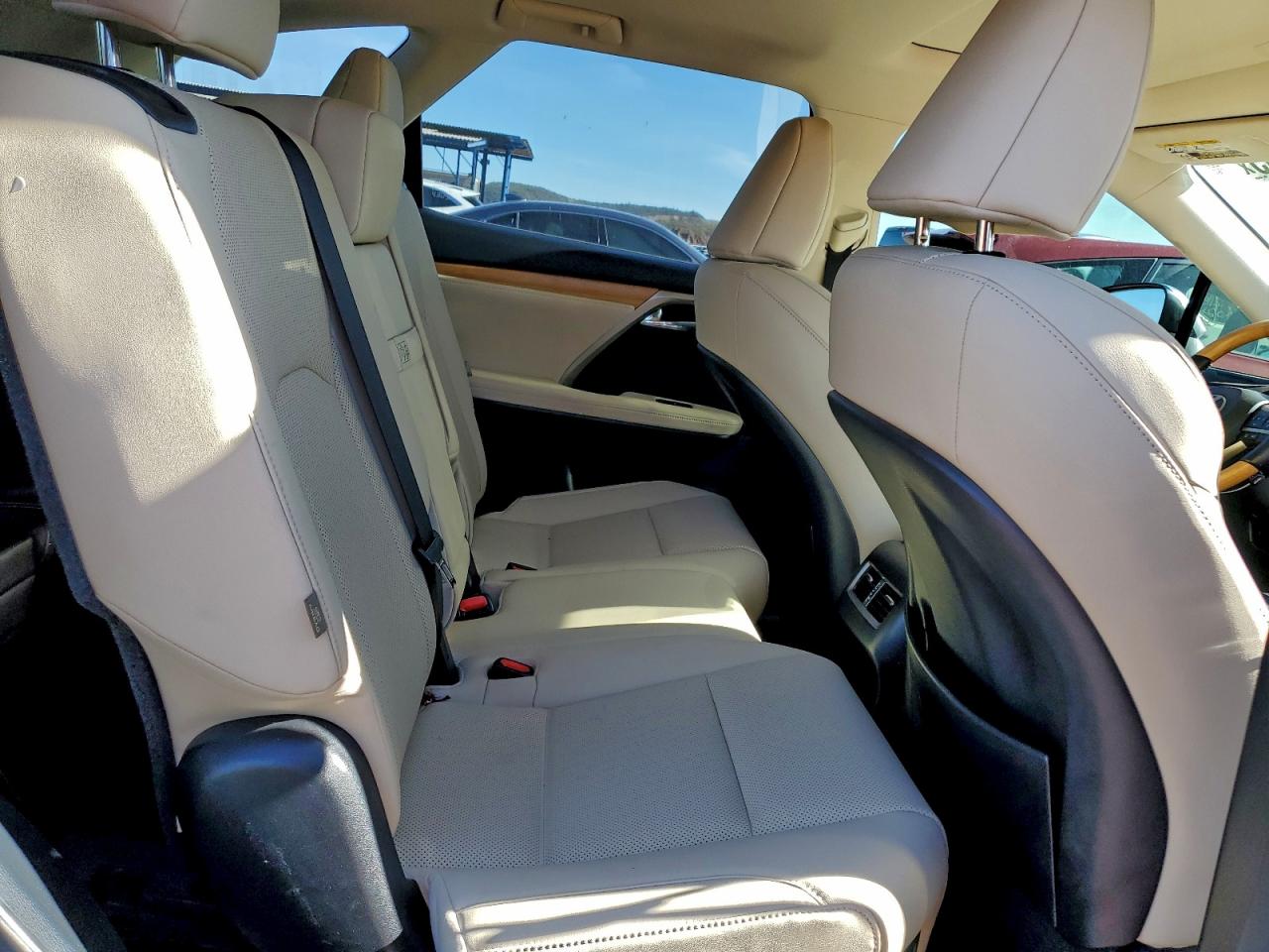 Lexus RX 350 L Image 6